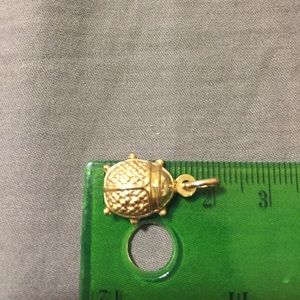 Ladybug pendant, gold 10k, long 2cm